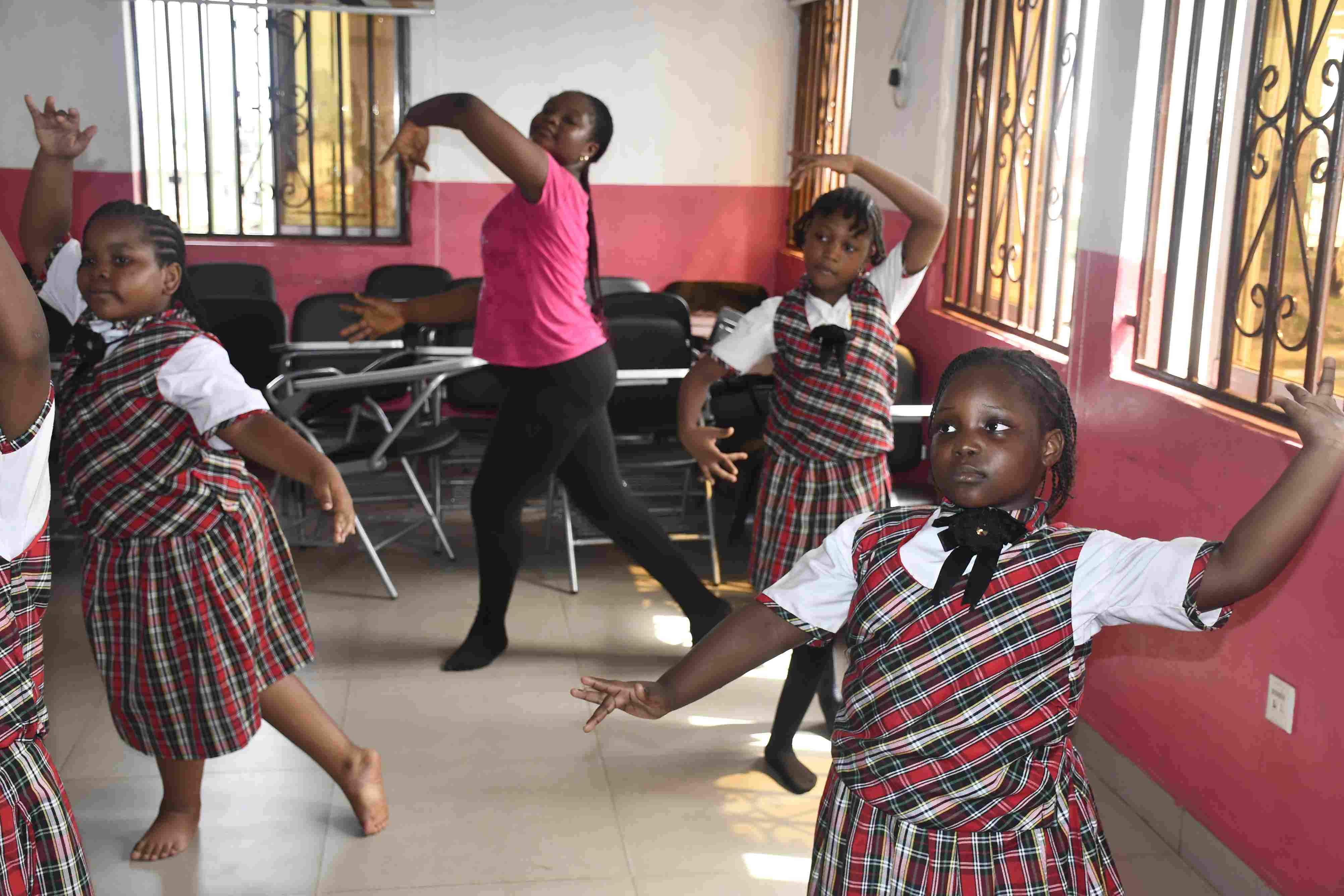 <p>Ballet Dance Class</p>