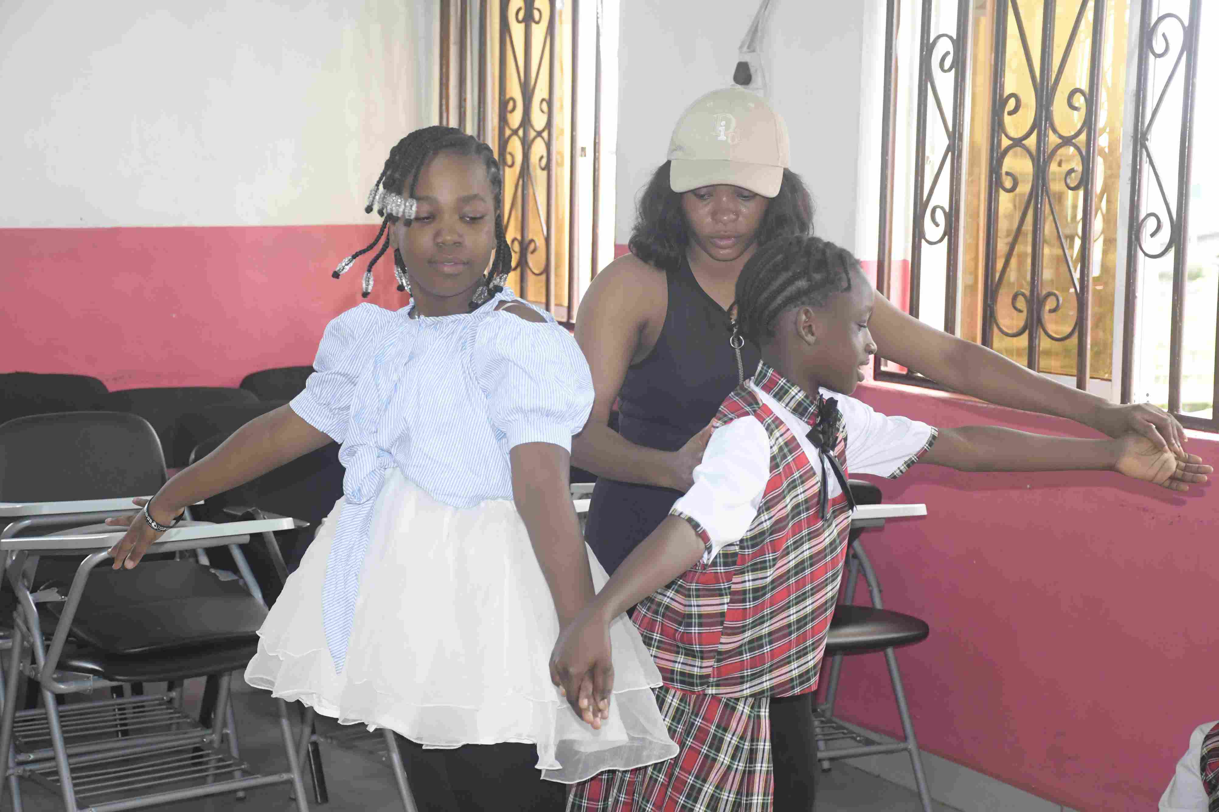 <p>Ballet Dance Class</p>